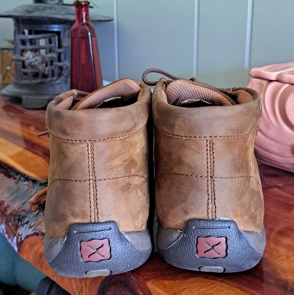 Product Name: Twisted X Women's Driving Moc Work Shoes - Steel Toe Size 9 - Picture 2 of 5